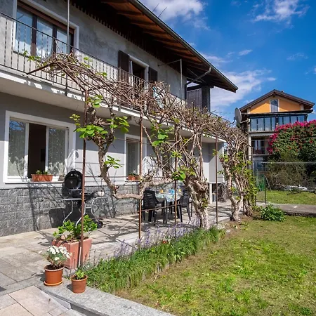 Peonia Apartment Vignone